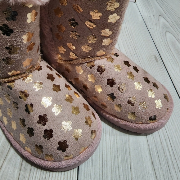 Olivia Miller Girls Pink Flower Slipper Boots NWT Size 3 Size 4 - Picture 7 of 8